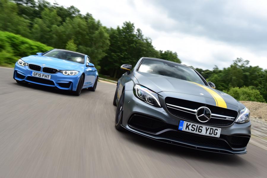 BMW M4 Coupe 2014 года  (UK) (фото 2 из 32)
